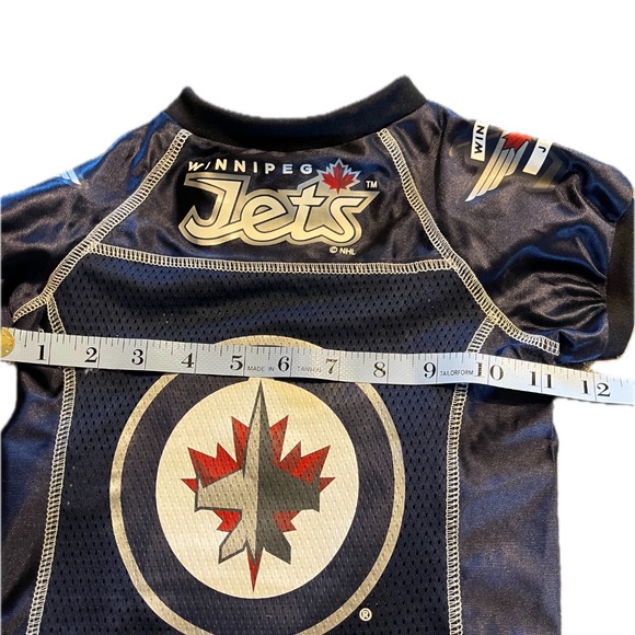 Winnipeg Jets Puppy shirt - Picture 4 of 5